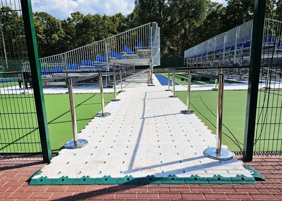 Goede prijs High Density Polyethyleen Portable Event Flooring voor aanpasbare toepassingen online