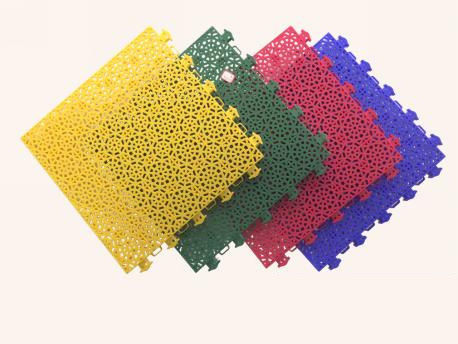 Goede prijs Hoge impact polypropyleen copolymer PP tegels sportvloer voor buiten binnenbanen voordeel online