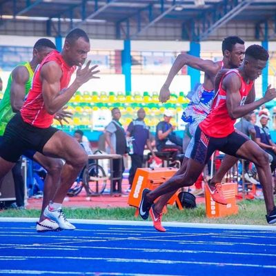 Goede prijs Het hoogtepunt giet Systeem Rubber Atletisch Spoor voor het Park van de Stadionjogging online