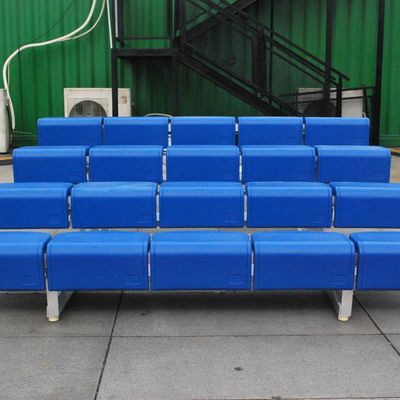 Goede prijs 4 Bleacher van het rijen Openluchtaluminium Plaatsing met Plastic Zetels online