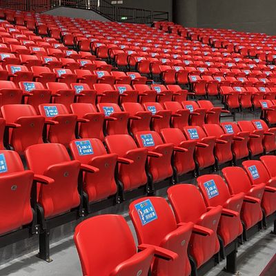 Goede prijs Het plastiek bevestigde Intrekbare Stadionzetels Vuurvast voor Openluchtsporten online