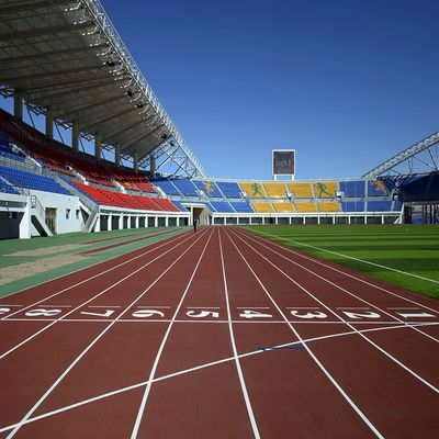 Goede prijs Duurzaamheid Athletic Running Tracks glad oppervlak 6mm 400M Lengte Vervaagingsbestendige aangepaste kleur online