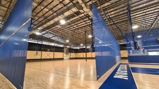 Goede prijs Automatisch elektrisch bedienbaar scheidingsgordijn met sterk textiel en aanpasbare kleur voor indoorsporten online